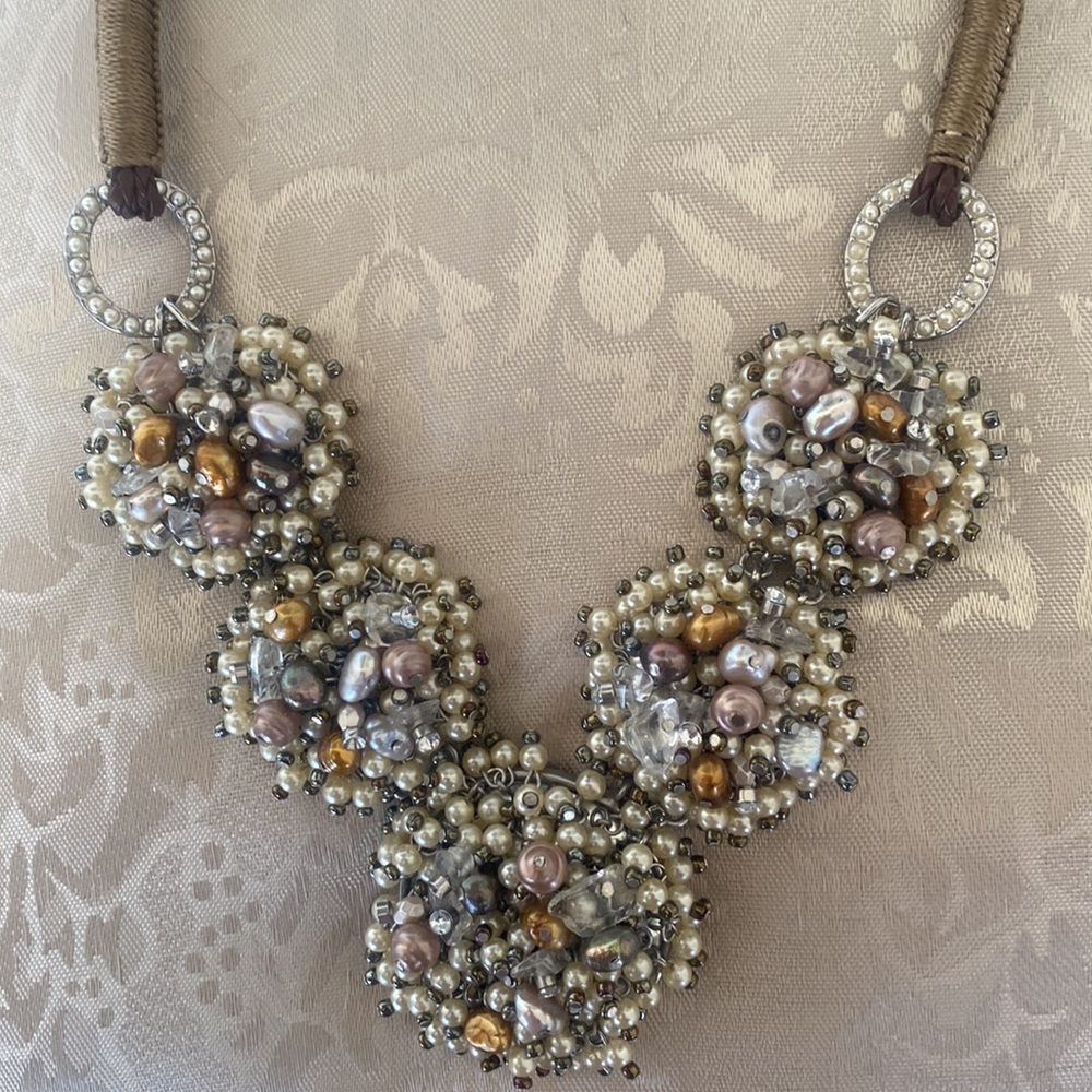 Coldwater Creek 3D pearls and seedbed necklace Vintage unused new old stock.